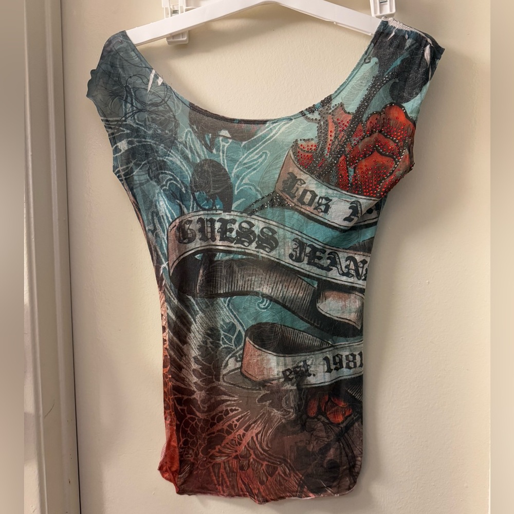 Small Vintage Guess shirt
